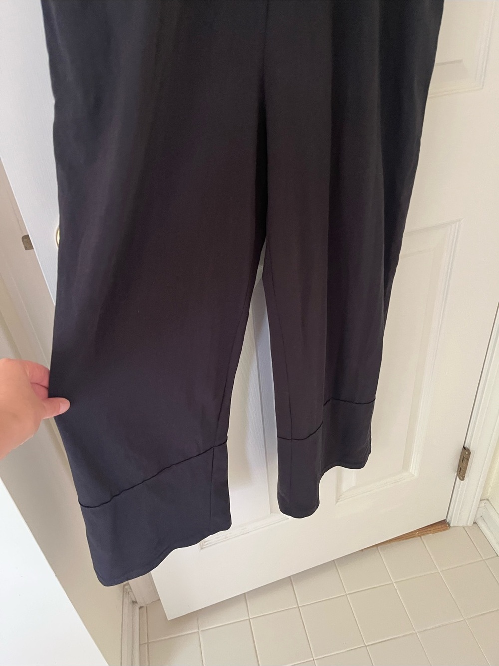 Pact Organic Cool Stretch Cropped Jumpsuit, Black, Large Fair Trade Ethical - Picture 3 of 7